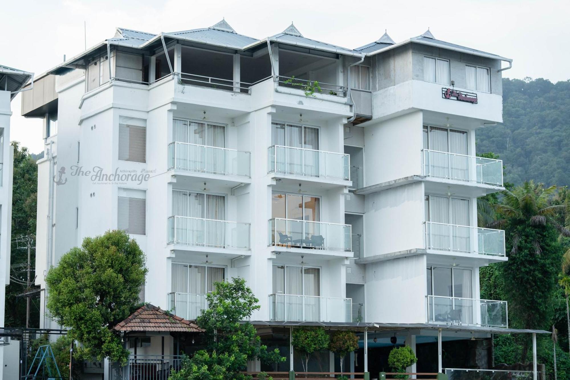 The Anchorage Athirapilly Resort Athirappilly Esterno foto