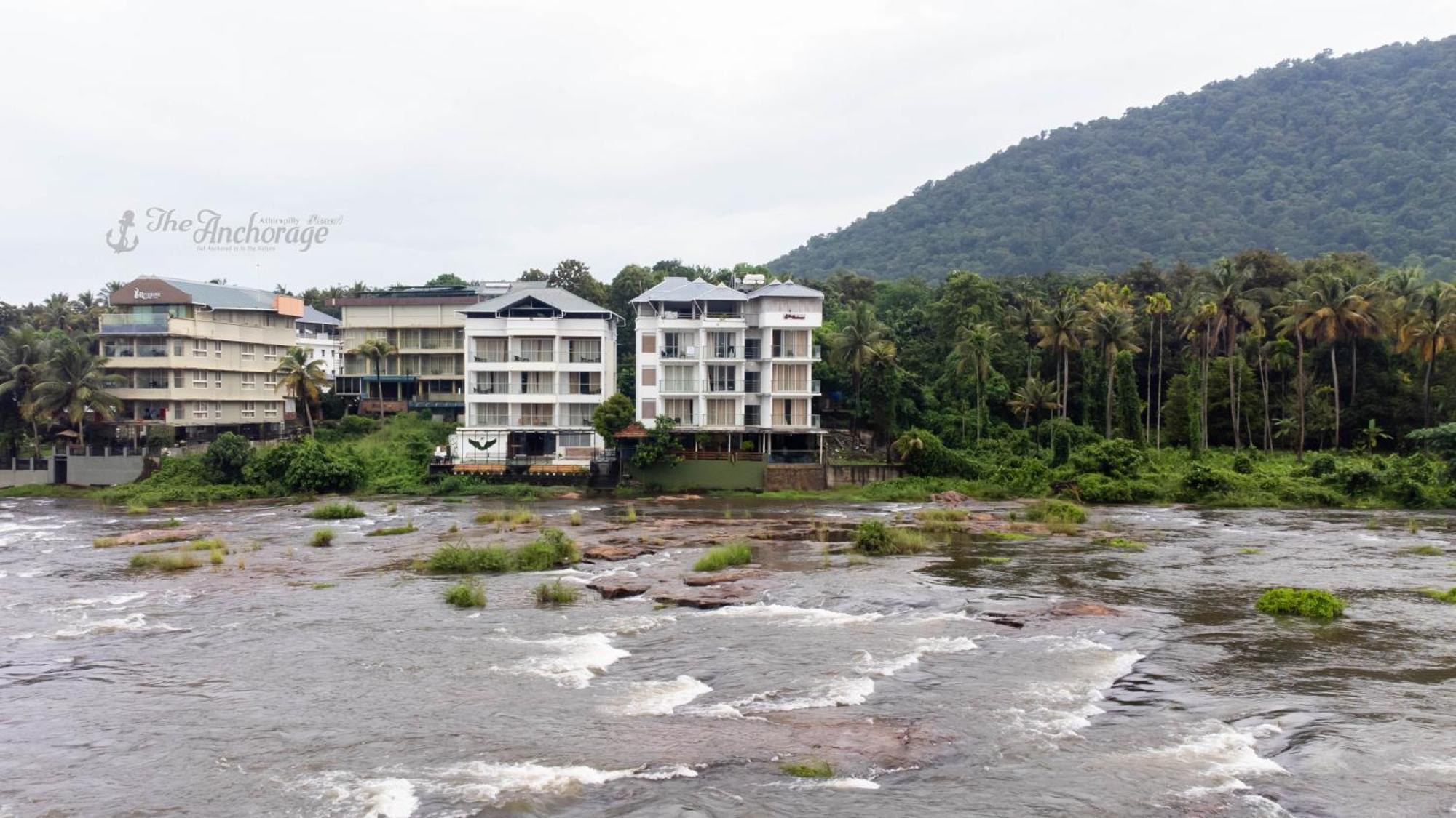 The Anchorage Athirapilly Resort Athirappilly Esterno foto