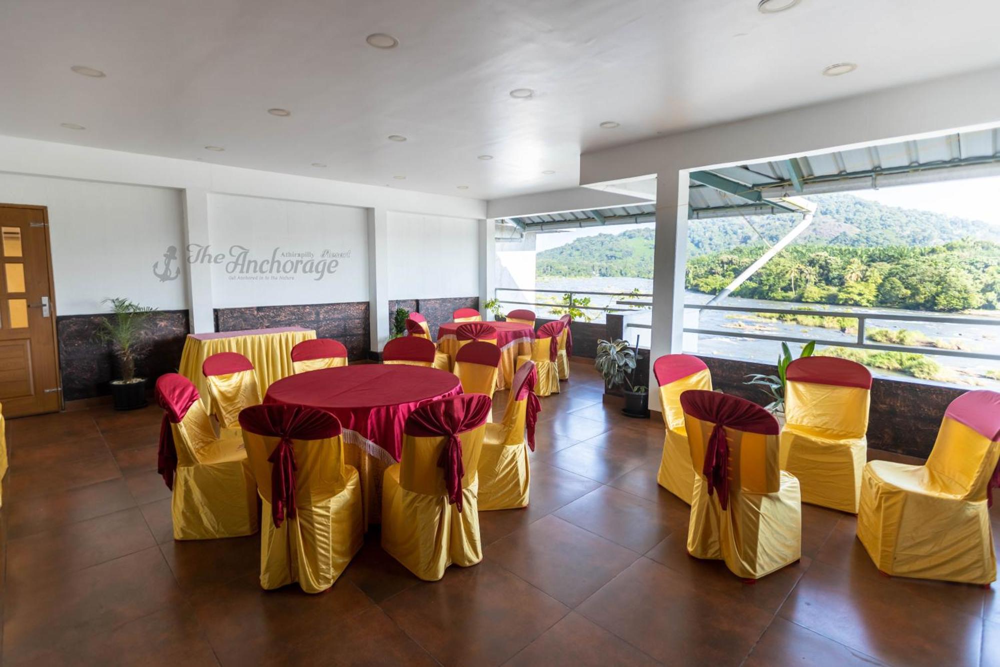 The Anchorage Athirapilly Resort Athirappilly Esterno foto